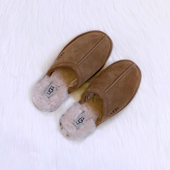UGG Women’s Pearle Chestnut Suede Slippers - Picture 4 of 8
